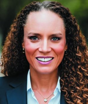 Owen-Ames-Kimball Welcomes Keri Looker as Business Development Manager for Collier County